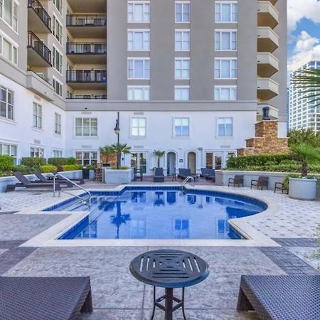 Spacious 2 Bed, 2 Bath Uptown Gem In The Heart Of The City-Parking-Wi-Fi-Balcony Cgv Charlotte Exterior photo
