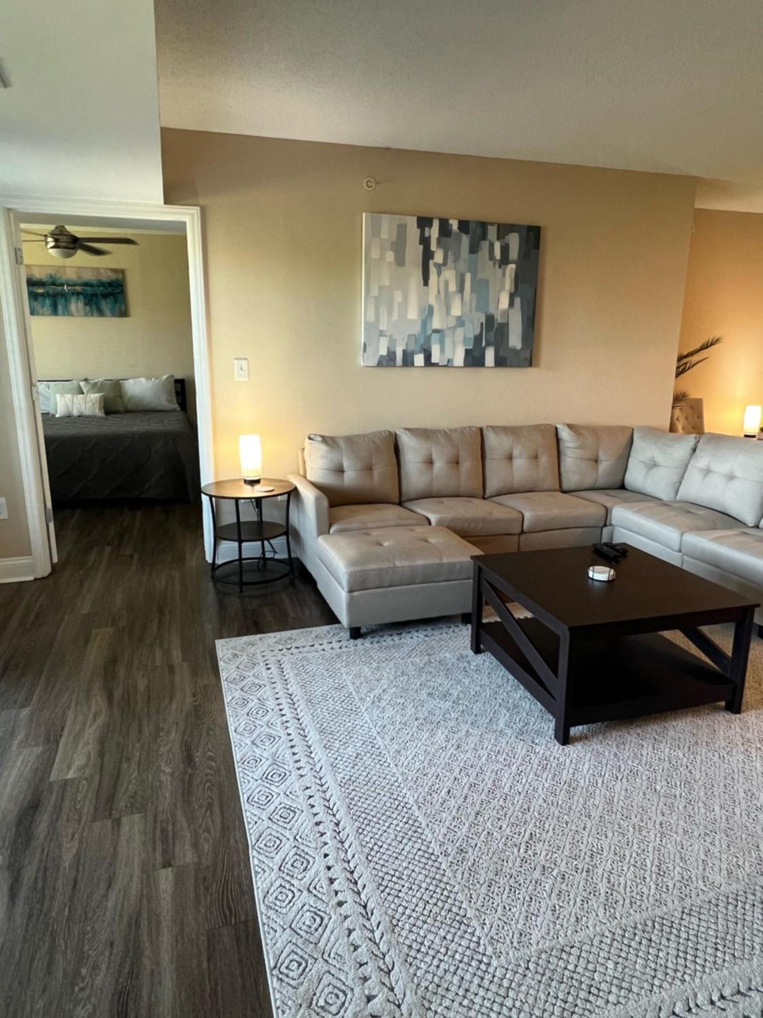 Spacious 2 Bed, 2 Bath Uptown Gem In The Heart Of The City-Parking-Wi-Fi-Balcony Cgv Charlotte Exterior photo